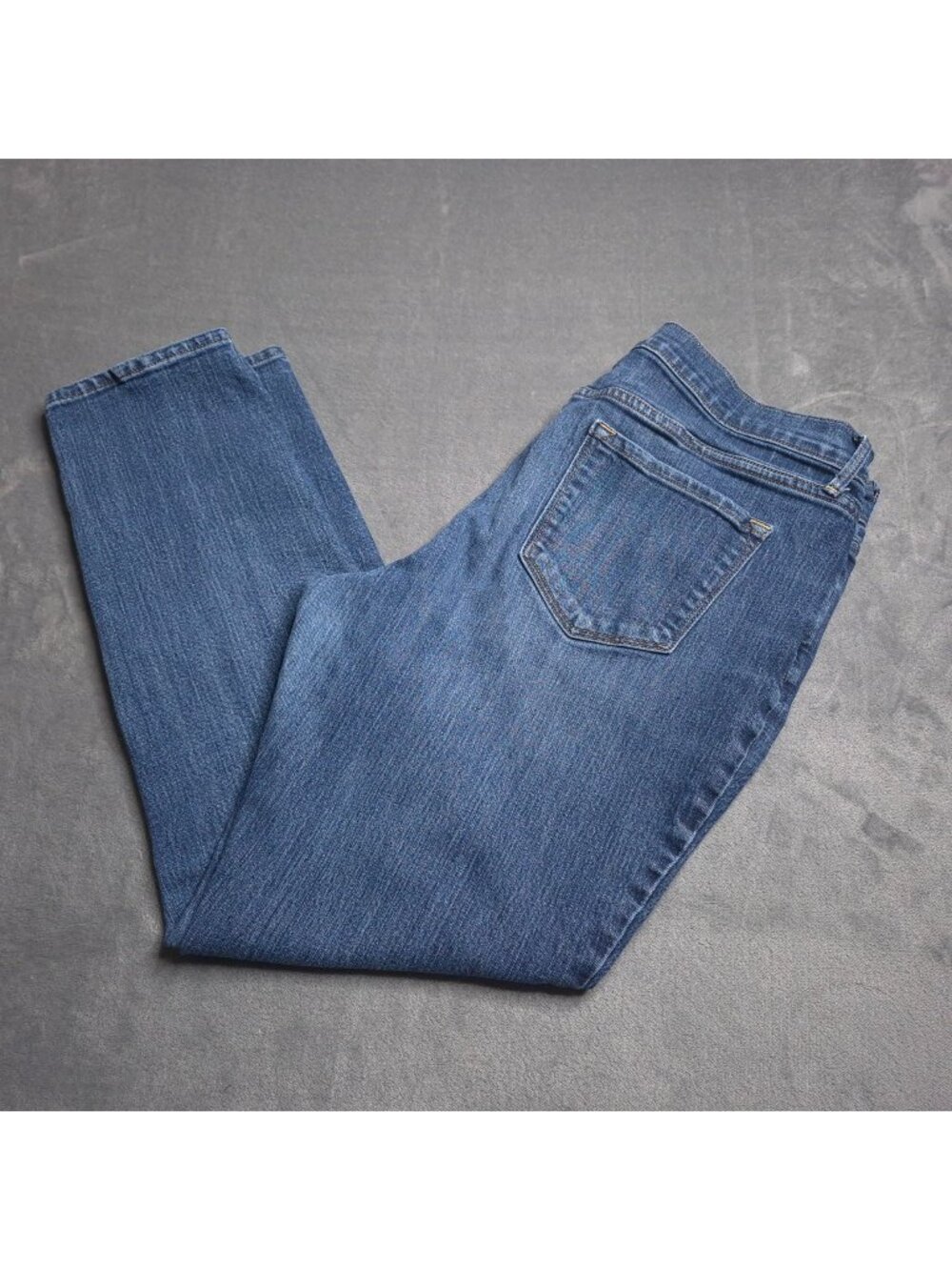 Old Navy Womens Curvy Profile Straight Leg Jeans 14 Mid-Rise Medium Wash Stretch